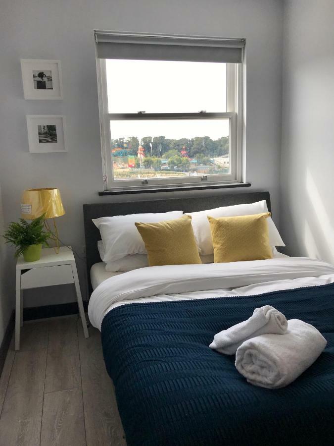 The Sunset Apartment - Margate Beach - By Goldex Coastal Breaks 外观 照片