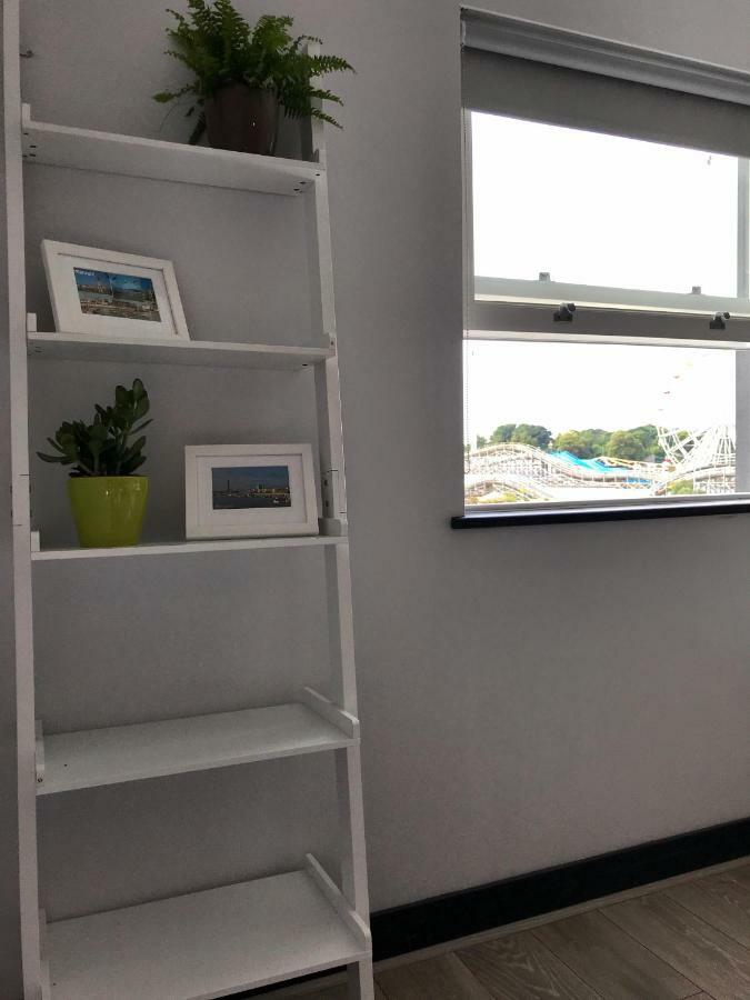 The Sunset Apartment - Margate Beach - By Goldex Coastal Breaks 外观 照片